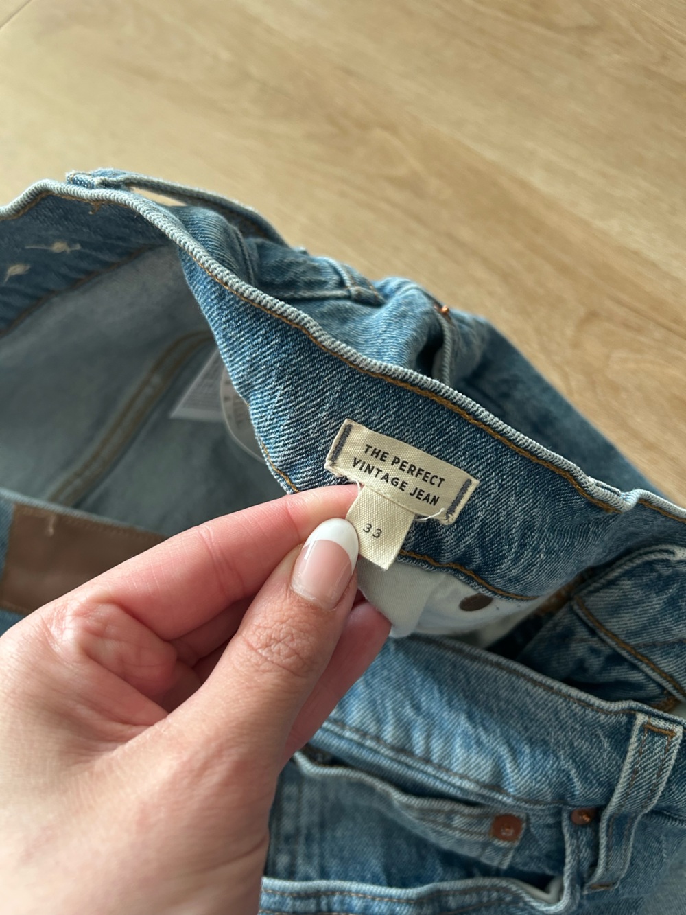 Madewell The Perfect Vintage Jean size 33 - Picture 3 of 5